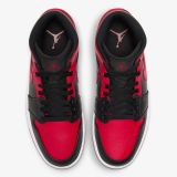 Air Jordan 1 Mid ¨Banned¨ Black/Gym Red-White