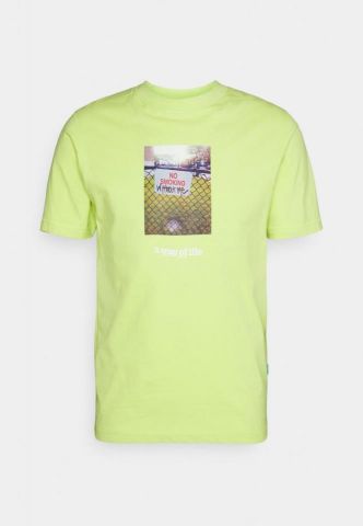 Tealer ® The Without Me Tee - LIME