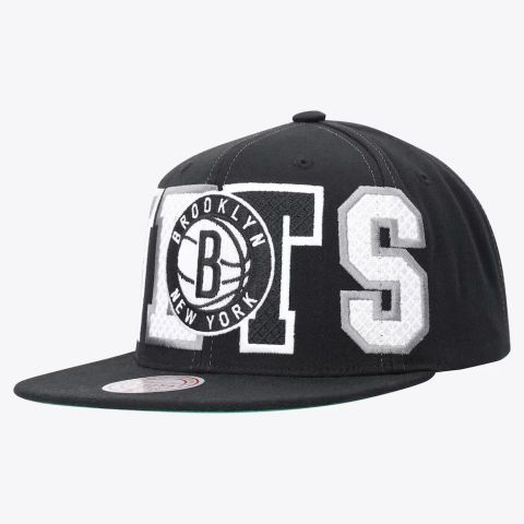 Mitchell & Ness NBA Nets VRST Snapback - NEGRO