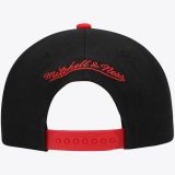 Mitchell & Ness Atlanta Hawks Patch Side - BLACK