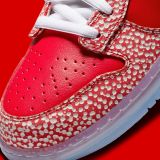 Nike SB Dunk Low Stingwater ¨Magic Mushroom¨