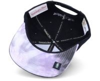 Mitchell & Ness ® Blitzed Black Snapback Lakers