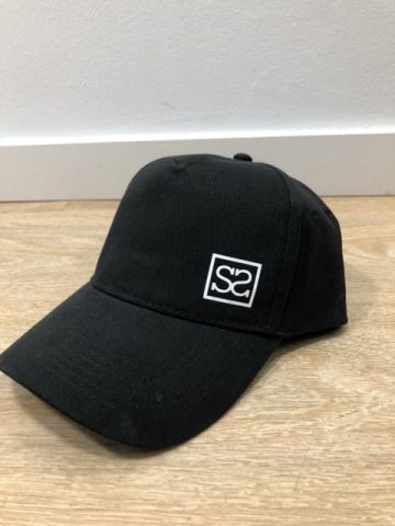 Supreme Style Curved Cap BLACK